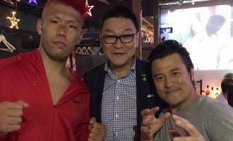［左］拳击东洋太平洋重量级冠军京太郎先生・［右］安东尼奥小猪木先生 一起